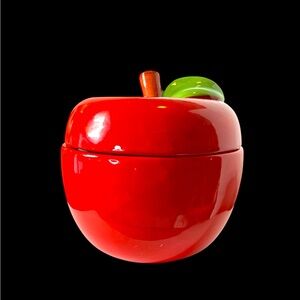 Ashland Red Apple Ceramic Container for cookies or candy. (3-Q)